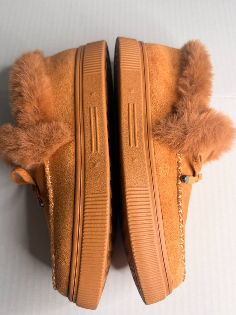 TINSTREE Faux Fur Platform Slippers Camel Brown Women's Size 8 Cozy Moccasins - Picture 7 of 10